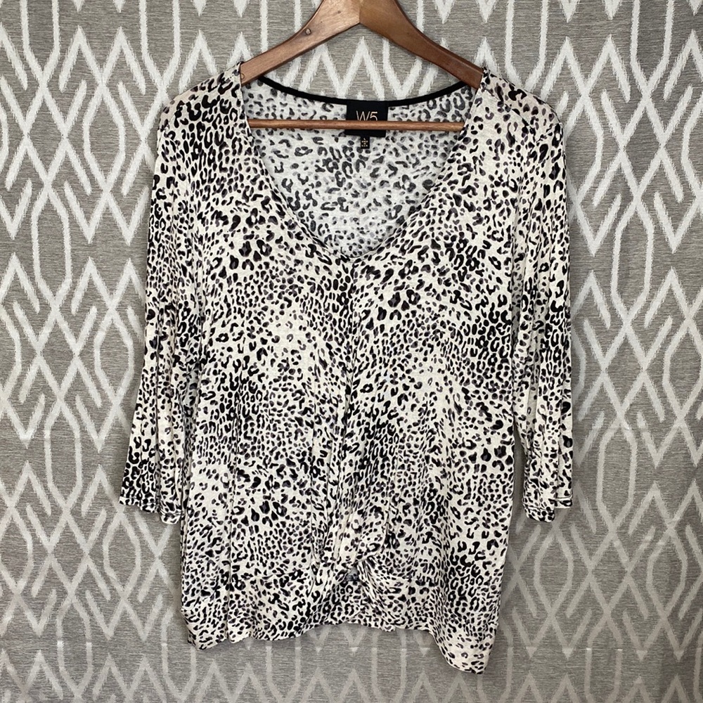 W5 Leopard Print V-Neck 3/4 Sleeve Gathered Hem Large